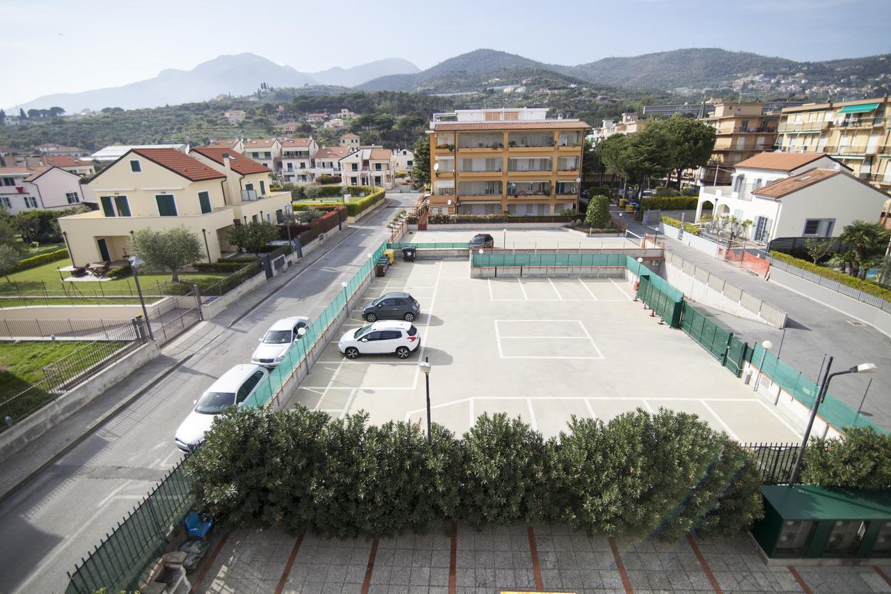 Residence Colibri Family & Bike Loano Exterior photo